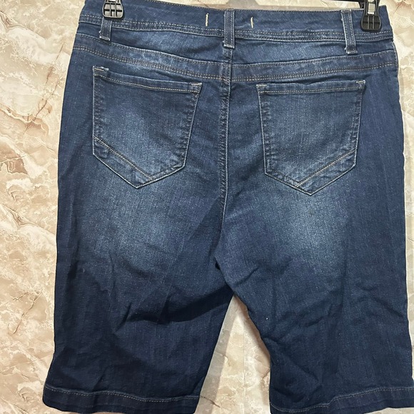 Nine West Vintage Bermuda Denim Shorts Dark Wash Stretch Women's Size 8 - Picture 4 of 9